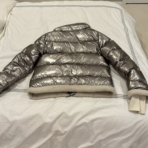 SAM. Women’s Rare Unique Silver and Sherpa Winter Ski Coat - Picture 7 of 8